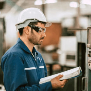 Manuales de operación y mantenimiento (O&M)